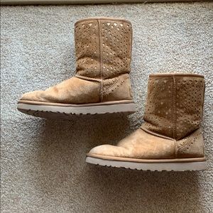 Size 7 Women’s UGG Australia Light Brown Boots